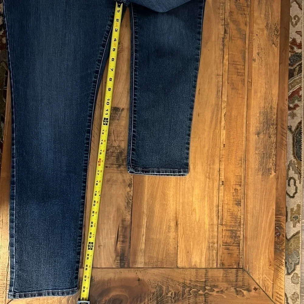 Levi jeans